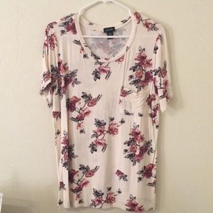 Like New Floral Tee